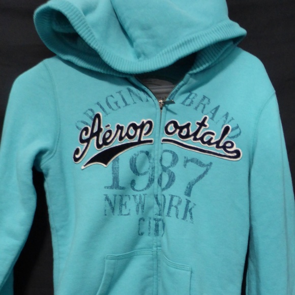 Aeropostale zip up sweatshirt hoodie, small, soft